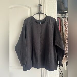 *NWT* Old Navy Black Crewneck Sweatshirt